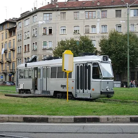Roomto * Turin
