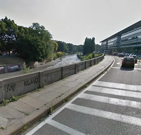 Roomto * Turin