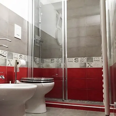Roomto * Turin